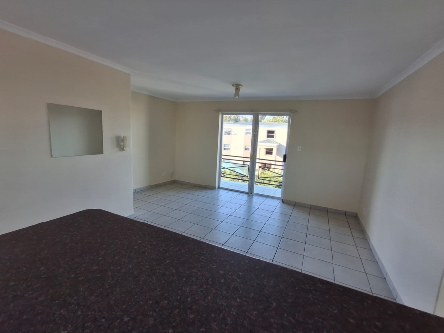 To Let 2 Bedroom Property for Rent in Vredekloof Western Cape